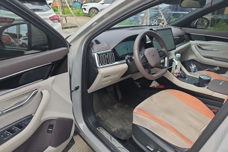 Used BYD Song PLUS New Energy 2025 DM-i Intelligent Driving 160KM Flagship Model Driver Seat