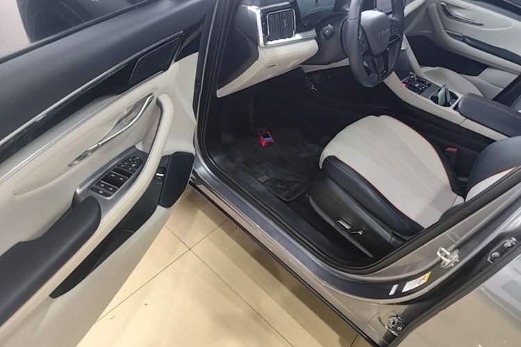Used BYD Song PLUS New Energy 2025 EV Smart Drive Edition 605km Flagship Model Driver Seat
