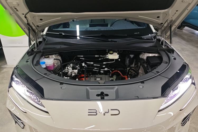 Used BYD Song PLUS New Energy 2025 EV Intelligent Driving Edition 520km Luxury Model Engine Bay
