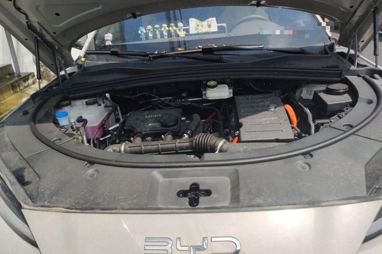 Used BYD Song PLUS New Energy 2025 DM-i Smart Drive 112KM Prestige Model Engine Bay