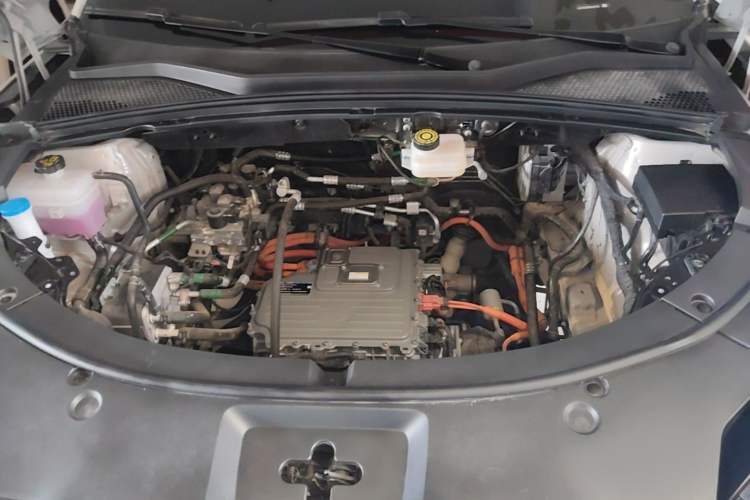 Used BYD Song PLUS New Energy 2025 EV Intelligent Driving Version 520km Premium Model Engine Bay