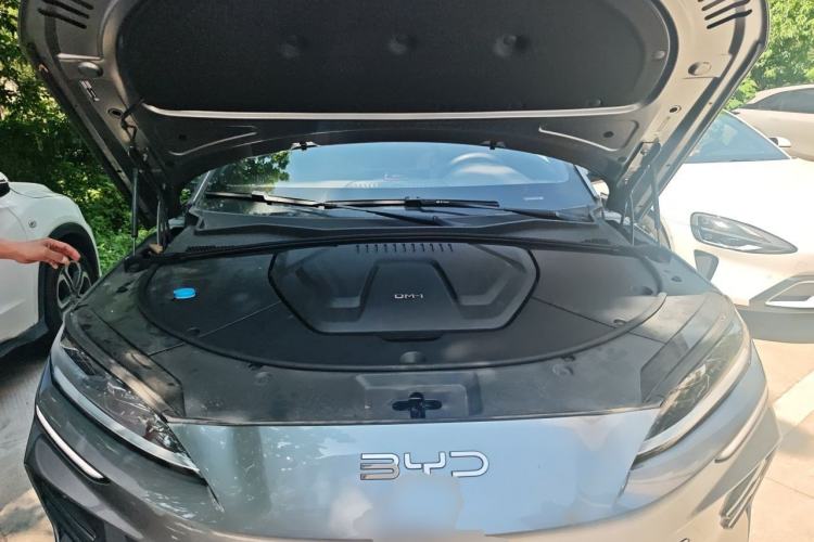 Used BYD Song PLUS New Energy 2025 DM-i 112KM Prestige Model Engine Bay