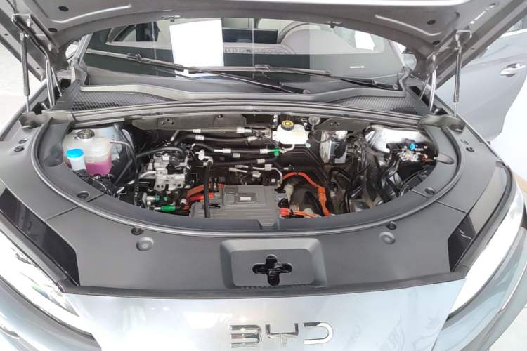 Used BYD Song PLUS New Energy 2025 EV 520km Premium Version Engine Bay