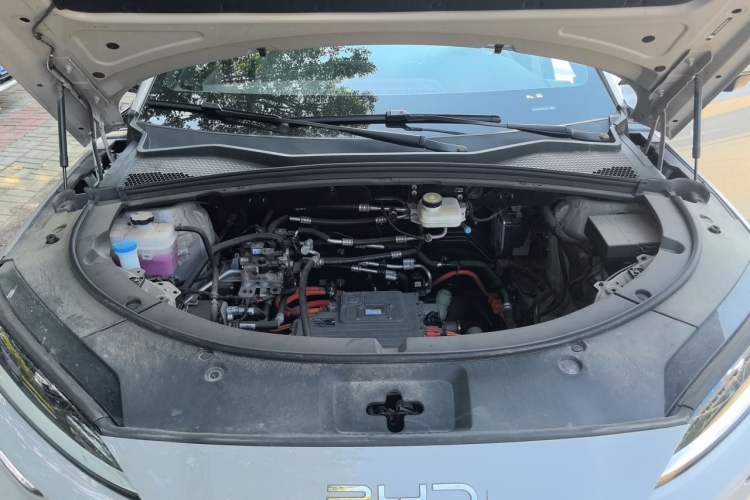 Used BYD Song PLUS New Energy 2025 EV Intelligent Driving Edition 520km Luxury Model Engine Bay