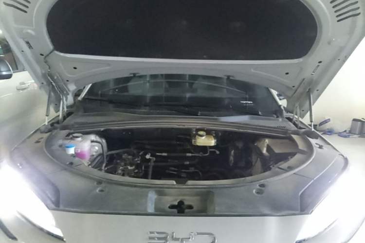 Used BYD Song PLUS New Energy 2025 EV Intelligent Driving Edition 520km Luxury Model Engine Bay