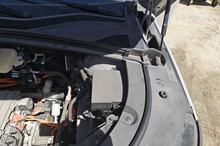 Used BYD Song PLUS New Energy 2025 EV 520km Premium Version Engine Bay Left