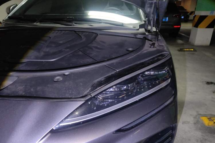 Used BYD Song PLUS New Energy 2025 DM-i 112KM Prestige Model Engine Bay Left