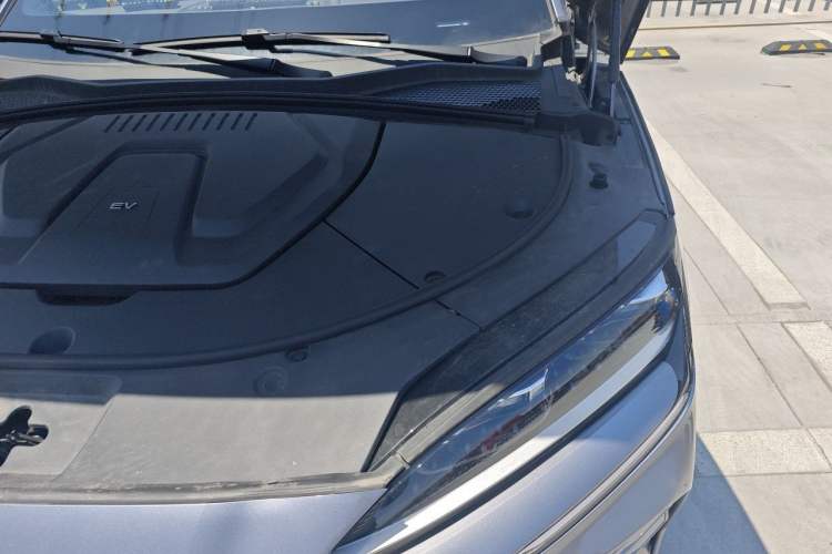 Used BYD Song PLUS New Energy 2025 EV 520km Premium Version Engine Bay Left