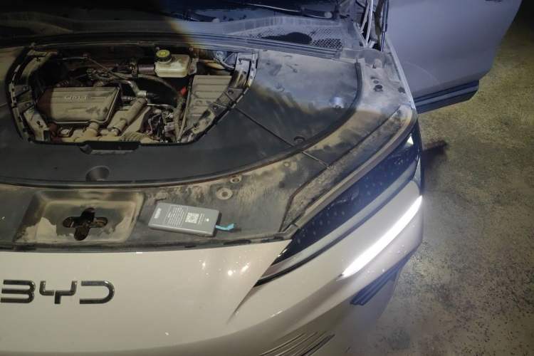 Used BYD Song PLUS New Energy 2025 DM-i 112KM Prestige Model Engine Bay Left