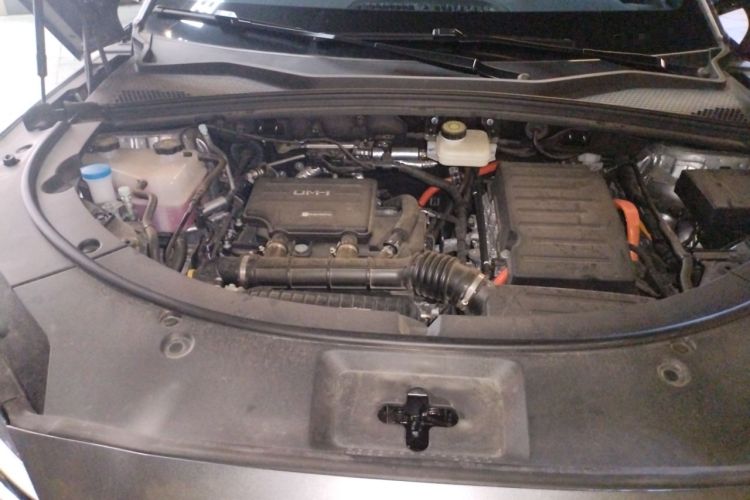 Used BYD Song PLUS New Energy 2025 DM-i Intelligent Driving 112KM Prestige Model Engine Bay
