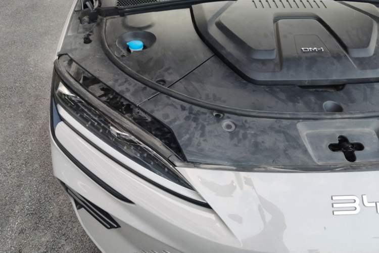 Used BYD Song PLUS New Energy 2025 DM-i 112KM Prestige Model Engine Bay Right