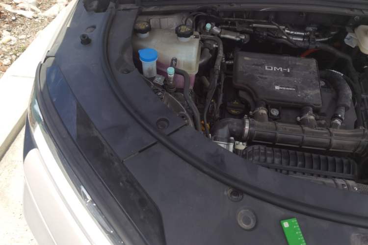 Used BYD Song PLUS New Energy 2025 DM-i Intelligent Driving 160KM Flagship Model Engine Bay Right