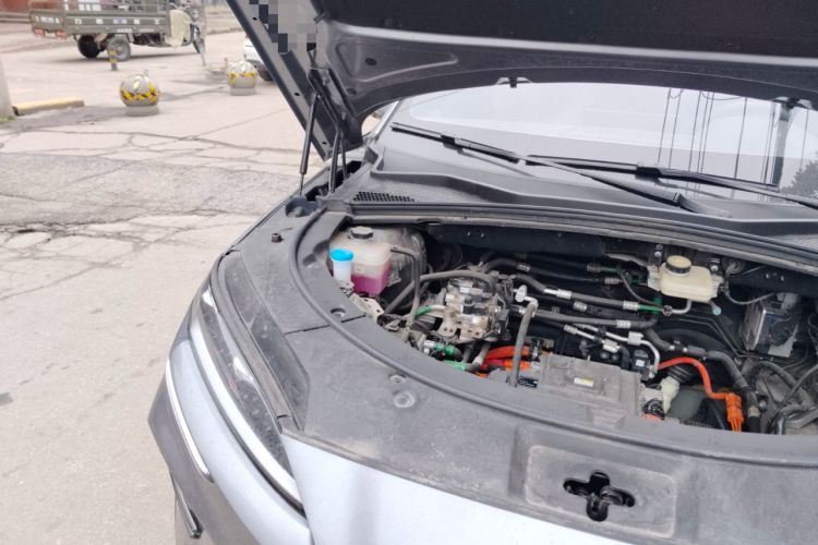 Used BYD Song PLUS New Energy 2025 EV Intelligent Driving Edition 520km Luxury Model Engine Bay Right