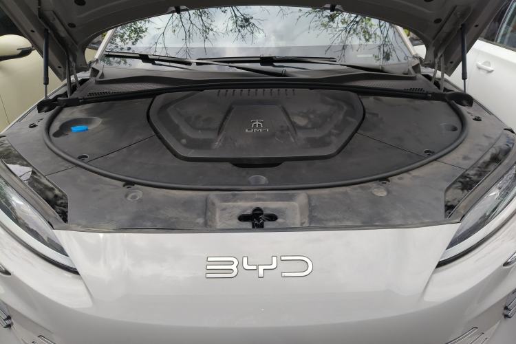 Used BYD Song PLUS New Energy 2025 DM-i 112KM Prestige Model Engine Bay