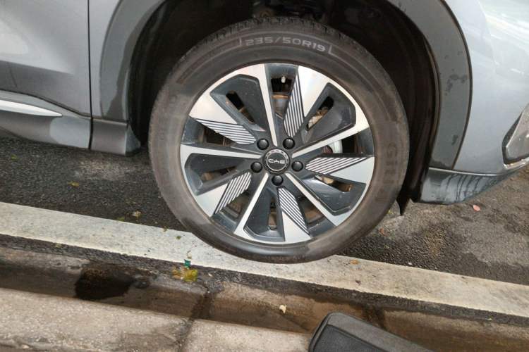 Used BYD Song PLUS New Energy 2025 DM-i 112KM Prestige Model Exterior 1