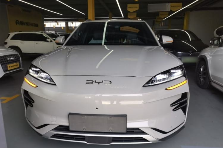 Used BYD Song PLUS New Energy 2025 EV 520km Premium Version Front