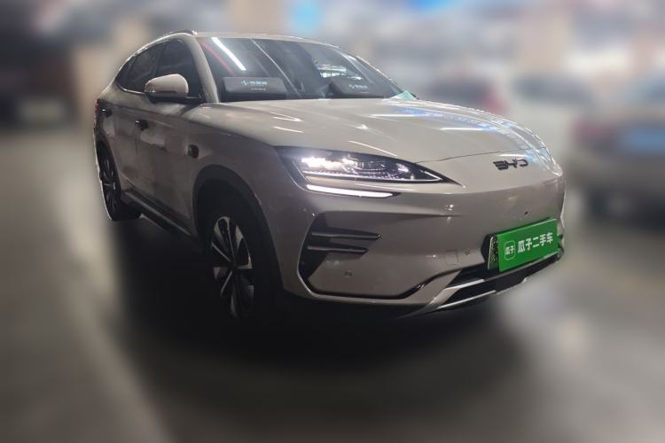 Used BYD Song PLUS New Energy 2025 EV Intelligent Driving Edition 520km Luxury Model Front Right 45 Deg