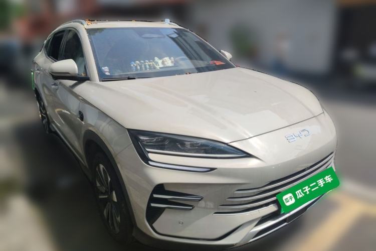 Used BYD Song PLUS New Energy 2025 DM-i Smart Drive 112KM Prestige Model Front Right 45 Deg