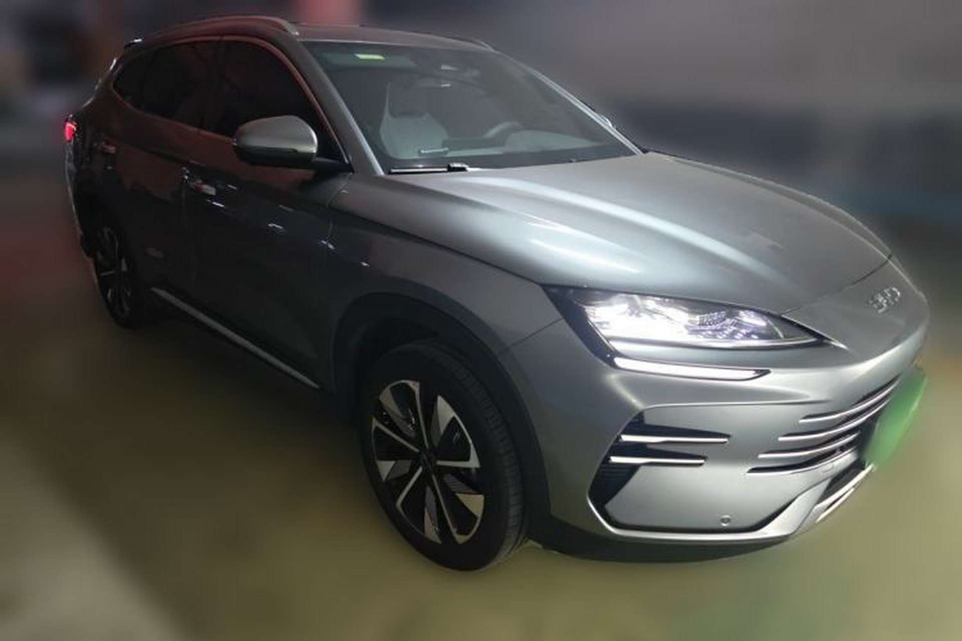 Used BYD Song PLUS New Energy 2025 DM-i 112KM Prestige Model Front Right 45 Deg