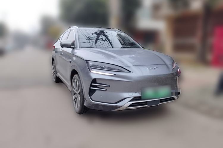 Used BYD Song PLUS New Energy 2025 EV Intelligent Driving Edition 520km Luxury Model Front Right 45 Deg