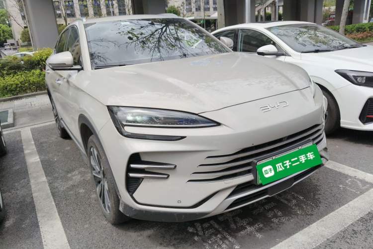 Used BYD Song PLUS New Energy 2025 DM-i 112KM Prestige Model Front Right 45 Deg