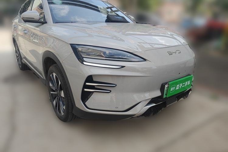 Used BYD Song PLUS New Energy 2025 EV 520km Luxury Version Front Right 45 Deg