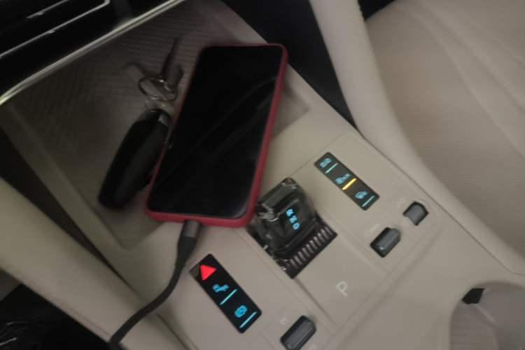 Used BYD Song PLUS New Energy 2025 DM-i 112KM Prestige Model Gear Lever