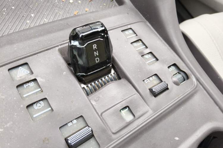 Used BYD Song PLUS New Energy 2025 EV Intelligent Driving Version 520km Premium Model Gear Lever