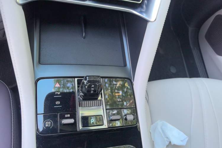 Used BYD Song PLUS New Energy 2025 EV Intelligent Driving Edition 520km Luxury Model Gear Lever