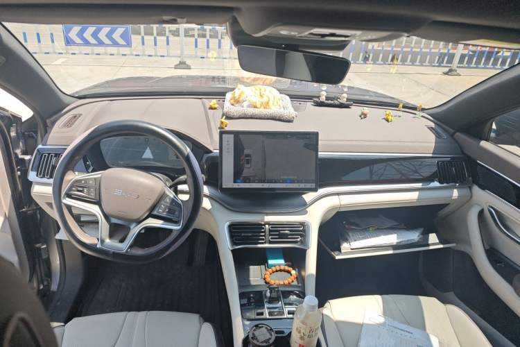 Used BYD Song PLUS New Energy 2025 EV 520km Premium Version Headliner
