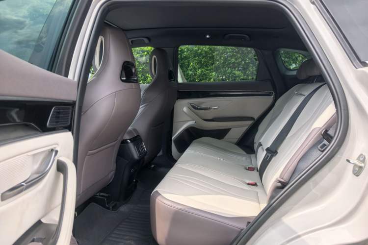 Used BYD Song PLUS New Energy 2025 DM-i Intelligent Driving 112KM Prestige Model Interior 2