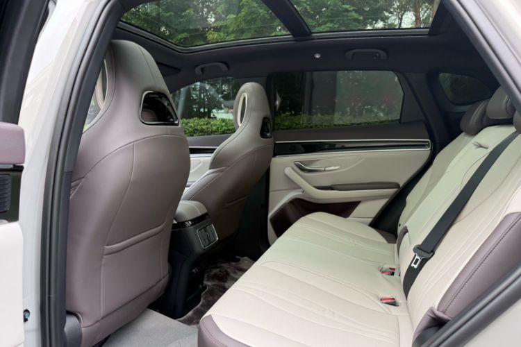 Used BYD Song PLUS New Energy 2025 DM-i 160KM Flagship Model Interior 3