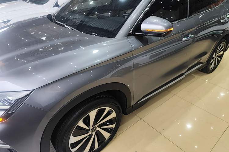 Used BYD Song PLUS New Energy 2024 Honor Edition EV 520km Premium Model Guazi used car, China used car export, Used car for sale, Used  cars, Cheapest cars for sale