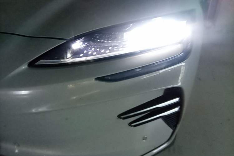 Used BYD Song PLUS New Energy 2025 EV Intelligent Driving Edition 520km Luxury Model Left Front Headlight