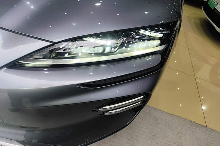 Used BYD Song PLUS New Energy 2025 EV Smart Drive Edition 605km Flagship Model Left Front Headlight