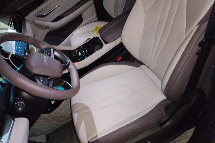 Used BYD Song PLUS New Energy 2025 DM-i Intelligent Driving 112KM Prestige Model Left Front Seat
