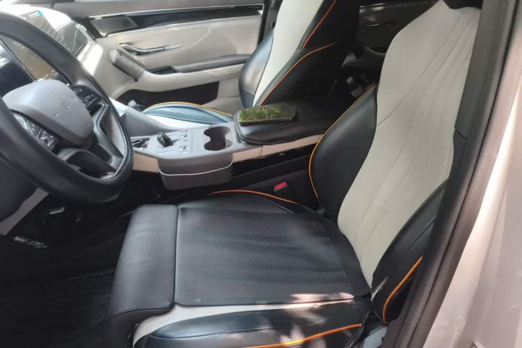 Used BYD Song PLUS New Energy 2025 EV 520km Luxury Version Left Front Seat
