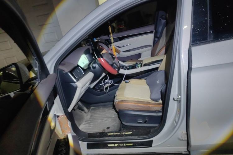 Used BYD Song PLUS New Energy 2025 DM-i 112KM Prestige Model Left Front Seat