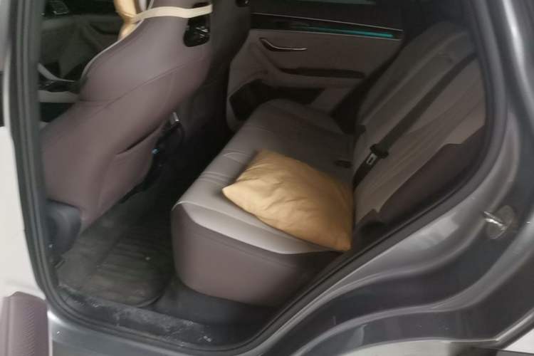 Used BYD Song PLUS New Energy 2025 DM-i 112KM Prestige Model Left Rear Seat