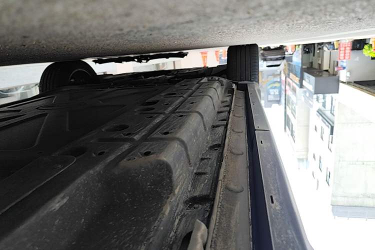 Used BYD Song PLUS New Energy 2025 DM-i Intelligent Driving 112KM Prestige Model Left Side Sill