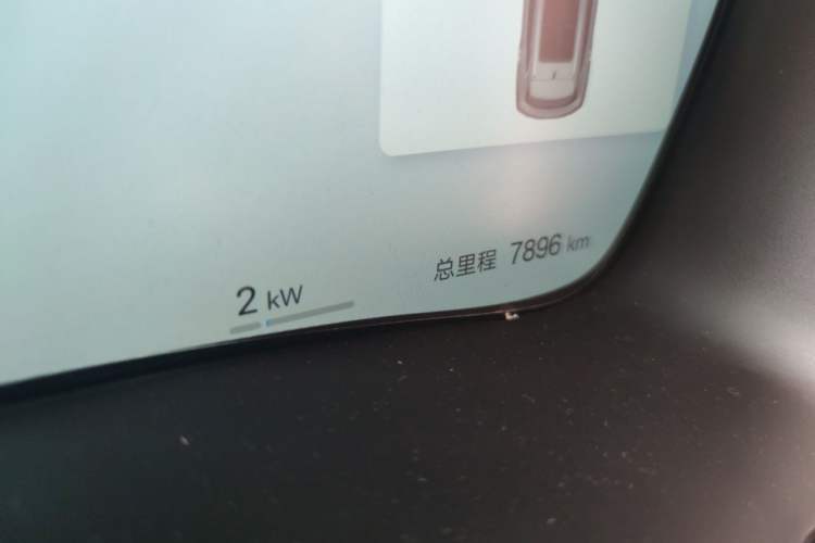 Used BYD Song PLUS New Energy 2025 DM-i Smart Drive 112KM Prestige Model Odometer Close Up