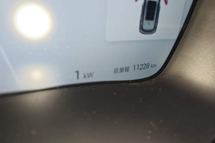 Used BYD Song PLUS New Energy 2025 DM-i 112KM Prestige Model Odometer Close Up