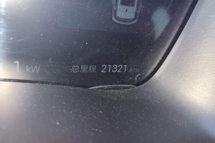 Used BYD Song PLUS New Energy 2025 DM-i 112KM Prestige Model Odometer Close Up