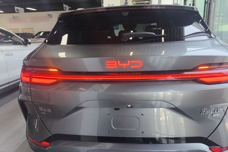 Used BYD Song PLUS New Energy 2025 EV Intelligent Driving Edition 520km Luxury Model Rear