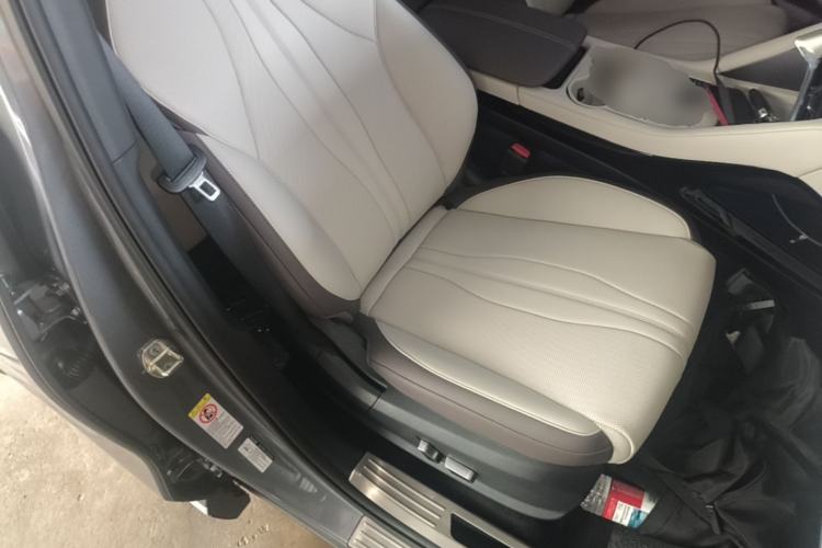 Used BYD Song PLUS New Energy 2025 DM-i 112KM Prestige Model Right Front Seat