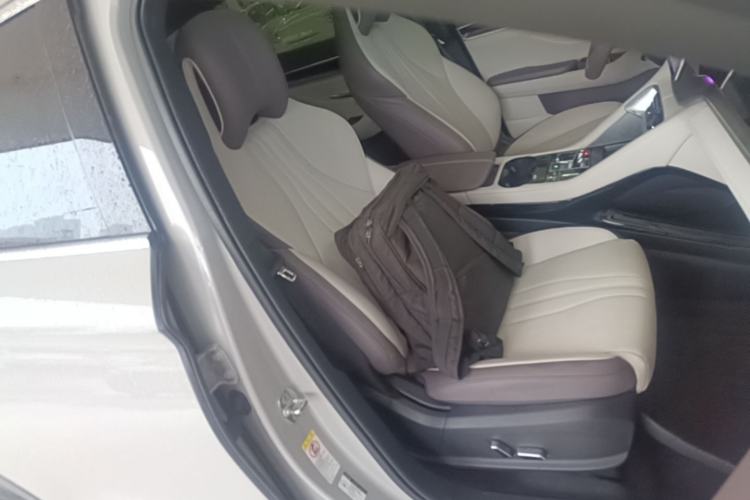 Used BYD Song PLUS New Energy 2025 DM-i 112KM Prestige Model Right Front Seat