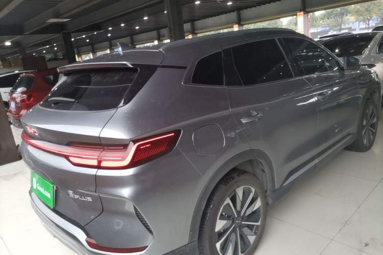 Used BYD Song PLUS New Energy 2025 DM-i 112KM Prestige Model Right Rear Taillight