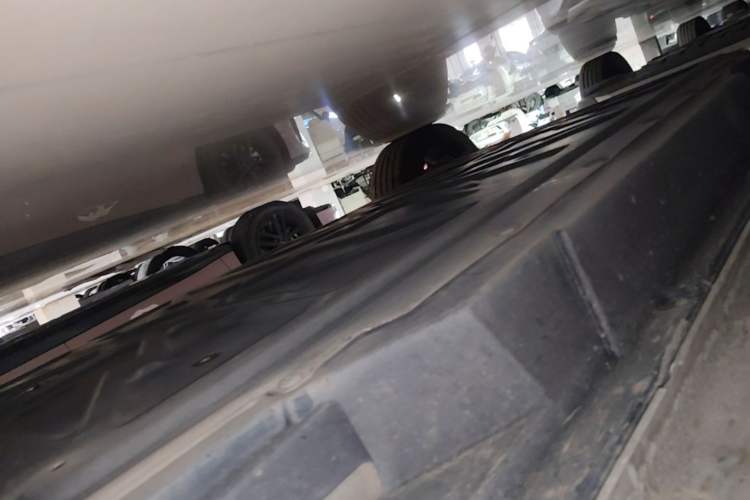 Used BYD Song PLUS New Energy 2025 EV Intelligent Driving Version 520km Premium Model Right Side Sill