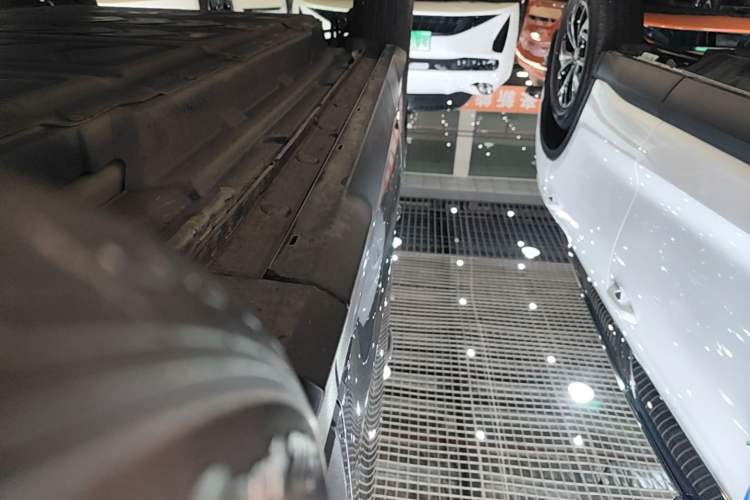 Used BYD Song PLUS New Energy 2025 EV Smart Drive Edition 605km Flagship Model Right Side Sill