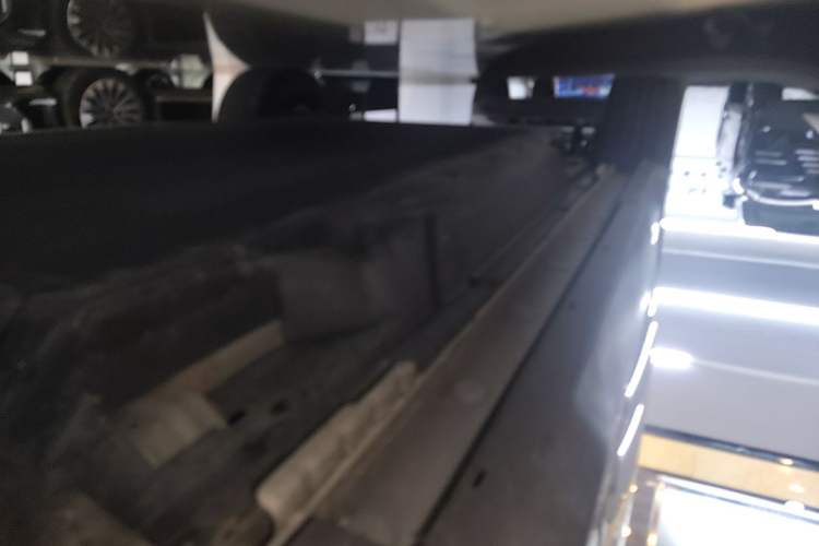 Used BYD Song PLUS New Energy 2025 EV 520km Luxury Version Right Side Sill